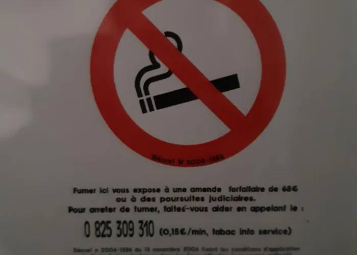 Cafe De La Croix Morzel * Cordemais