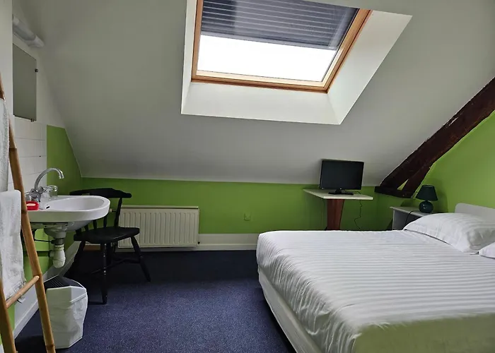 Cafe De La Croix Morzel *